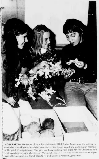 General news Newspaper clipping from Dec 8, 1972 5681229