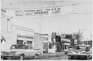 other Newspaper clipping from Feb 7, 1962 5724616