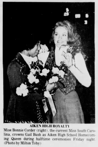 other Newspaper clipping from Oct 30, 1972 6032466